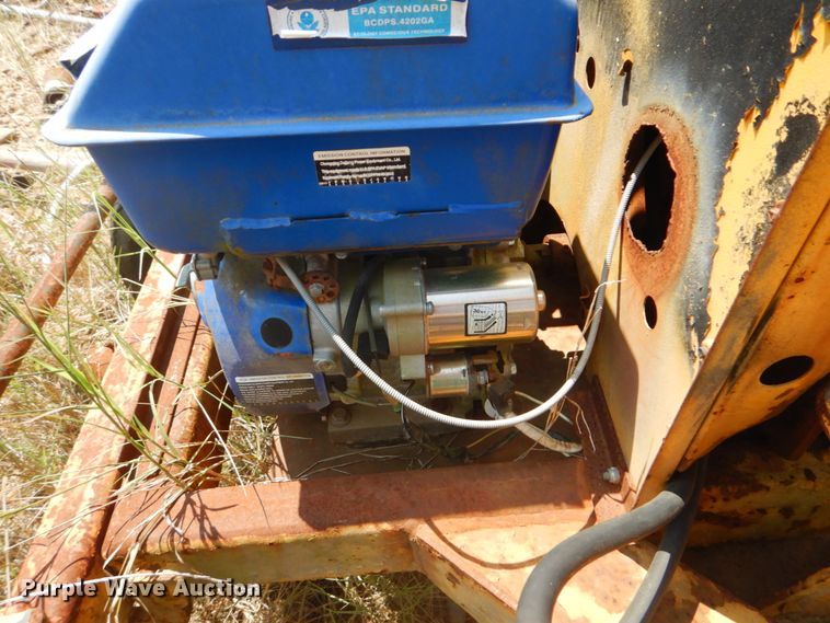 image for item FT9433 Terramite T5C backhoe