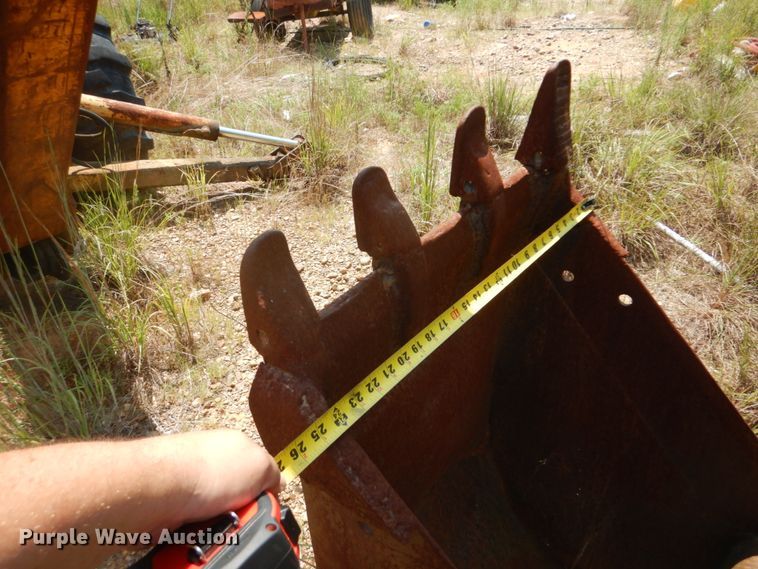 image for item FT9435 Ford 555A backhoe