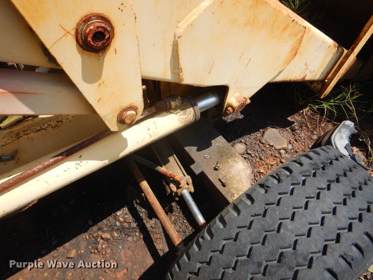 image for item FT9435 Ford 555A backhoe