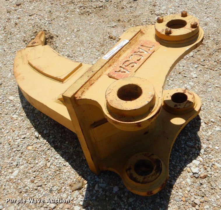 image for item FT9453 Tasco ripper