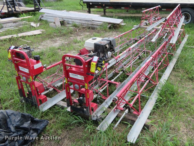 image for item FV9035 Razorback 12HED screed