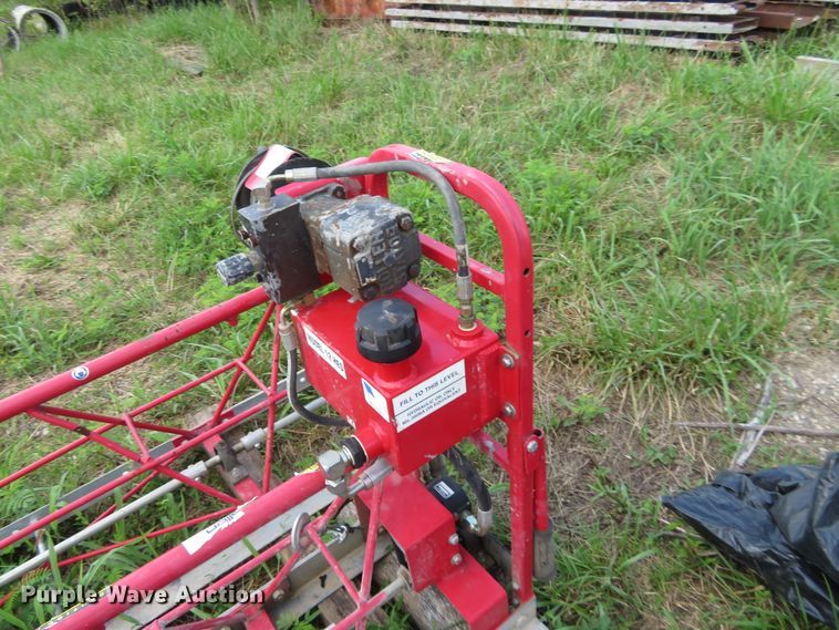 image for item FV9035 Razorback 12HED screed