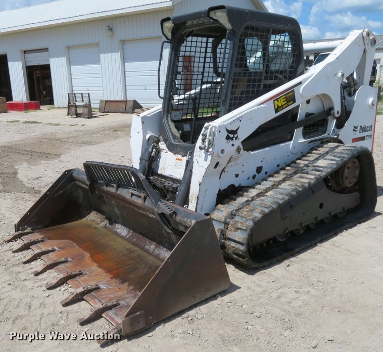 image for item FV9047 2013 Bobcat T770 skid steer
