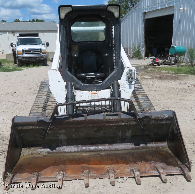 image for item FV9047 2013 Bobcat T770 skid steer