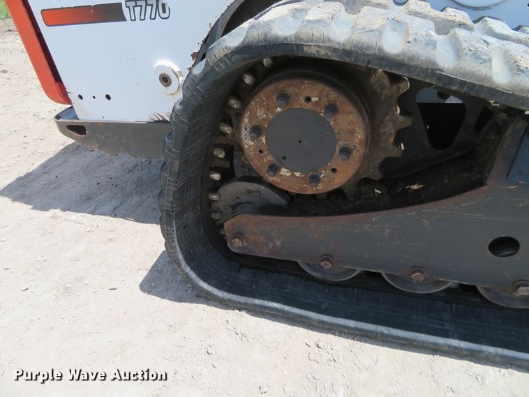image for item FV9047 2013 Bobcat T770 skid steer