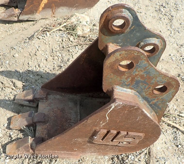 image for item GB9302 (5) excavator buckets