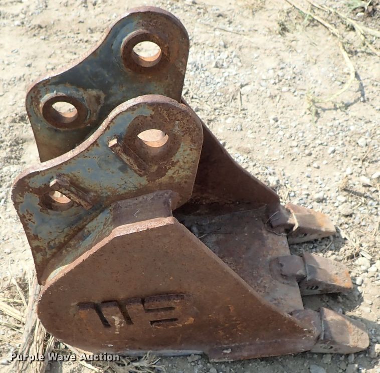 image for item GB9302 (5) excavator buckets