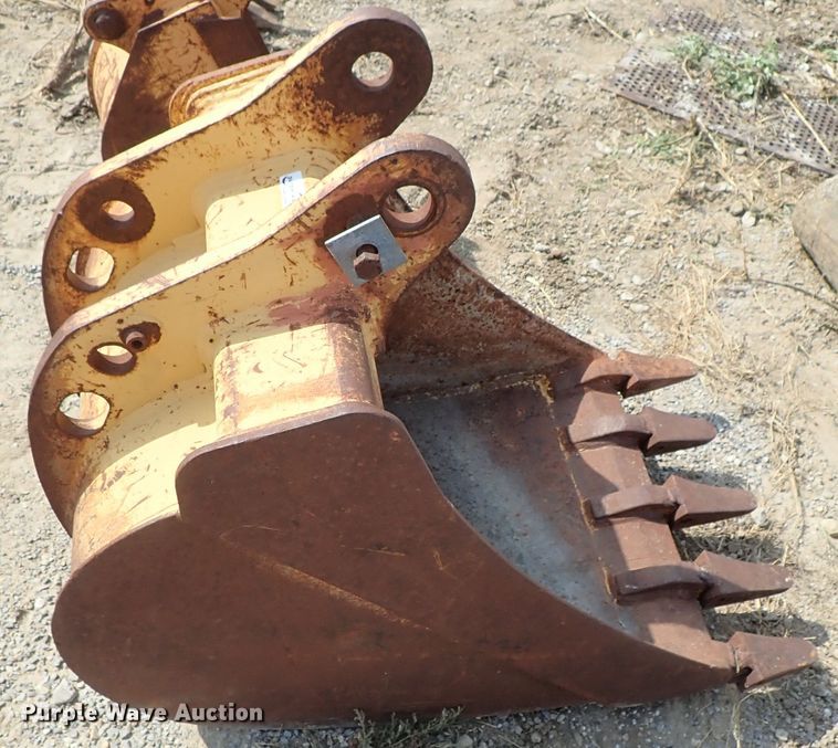 image for item GB9302 (5) excavator buckets