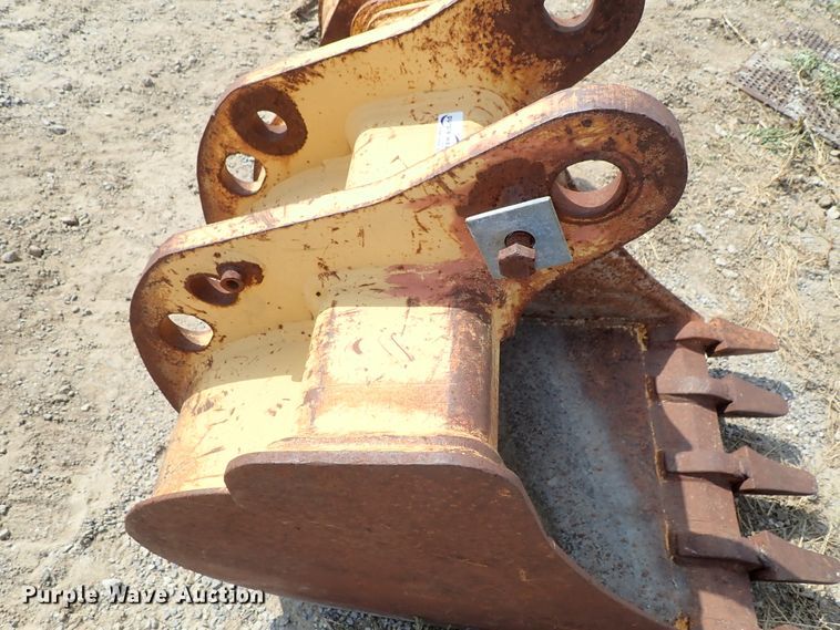 image for item GB9302 (5) excavator buckets