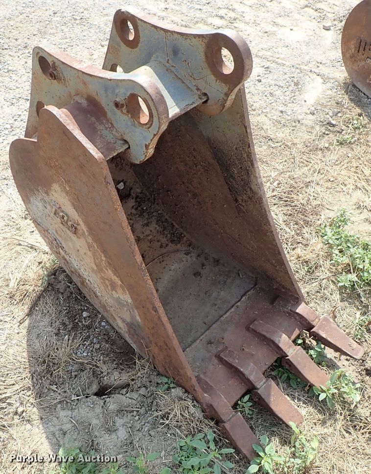 image for item GB9302 (5) excavator buckets