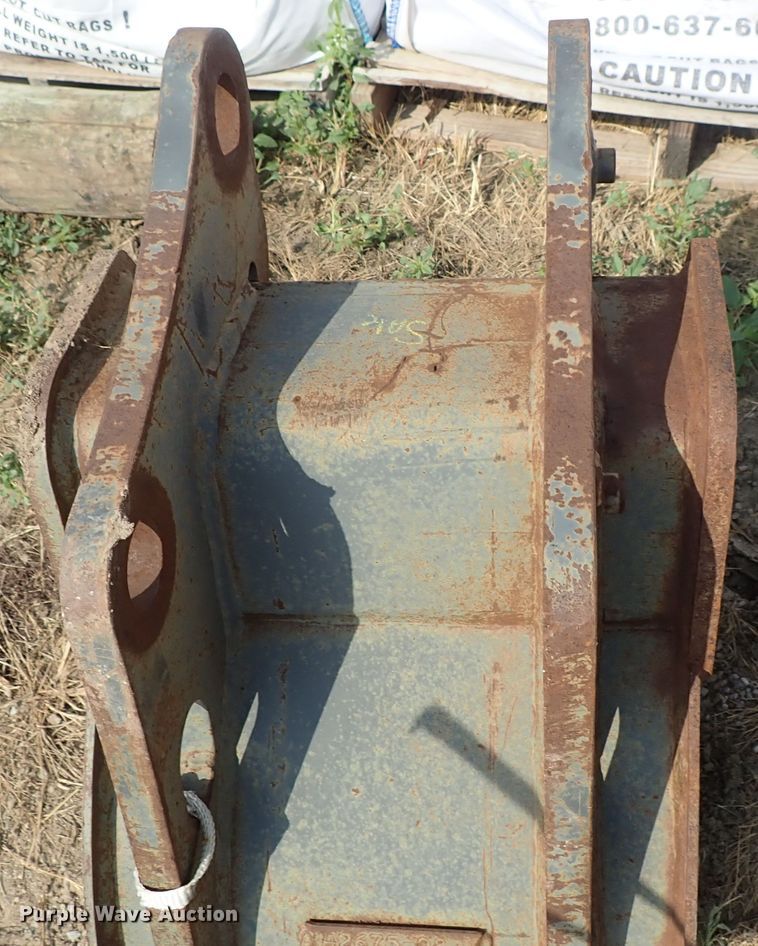 image for item GB9302 (5) excavator buckets