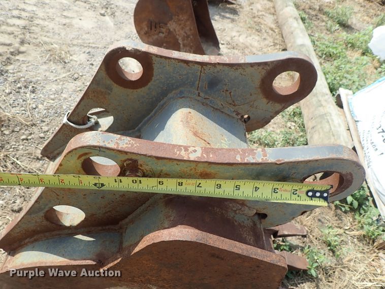 image for item GB9302 (5) excavator buckets