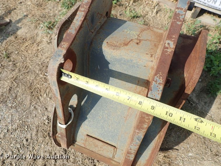 image for item GB9302 (5) excavator buckets