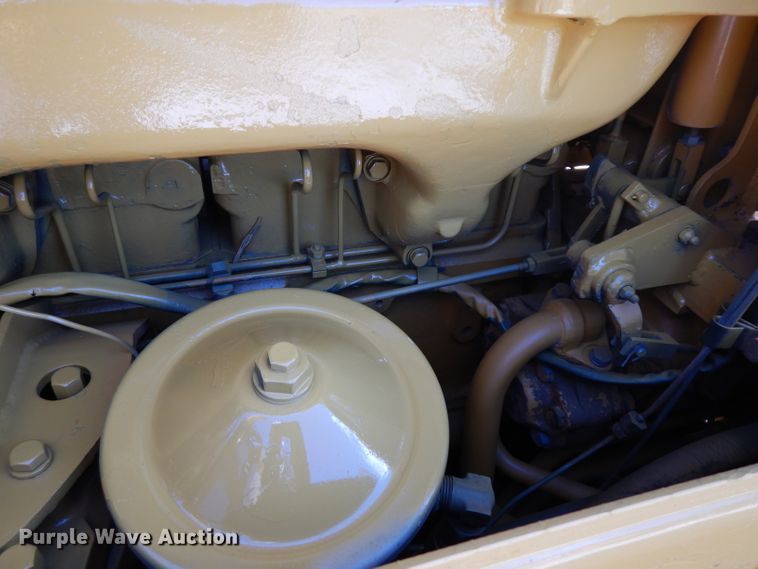 image for item GG9084 1981 Komatsu D65 dozer