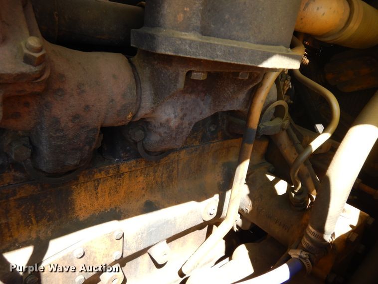 image for item GG9084 1981 Komatsu D65 dozer