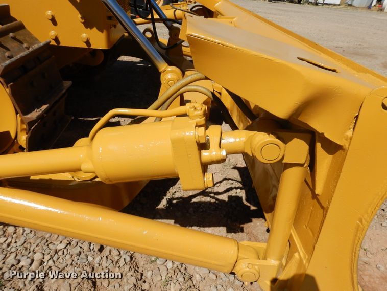 image for item GG9084 1981 Komatsu D65 dozer