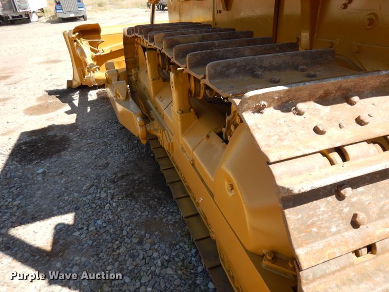 image for item GG9084 1981 Komatsu D65 dozer