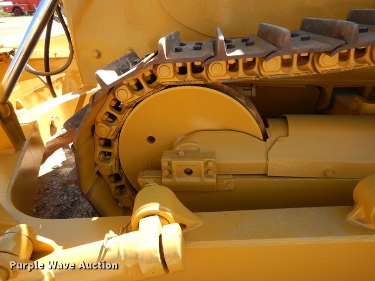image for item GG9084 1981 Komatsu D65 dozer