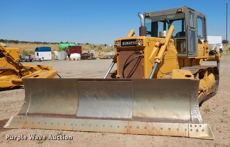 image for item GG9085 1979 Komatsu D65E-6 dozer