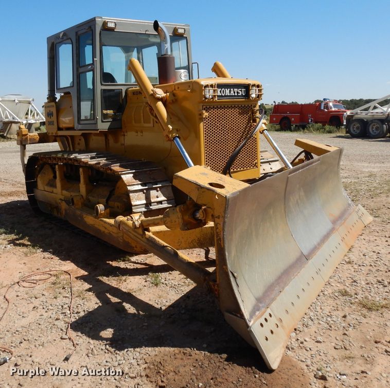 image for item GG9085 1979 Komatsu D65E-6 dozer