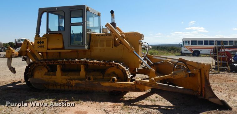 image for item GG9085 1979 Komatsu D65E-6 dozer