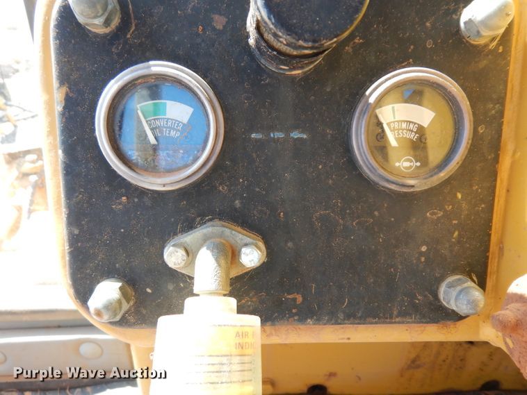 image for item GG9085 1979 Komatsu D65E-6 dozer