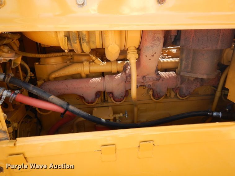 image for item GG9085 1979 Komatsu D65E-6 dozer