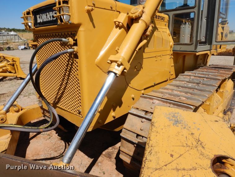 image for item GG9085 1979 Komatsu D65E-6 dozer