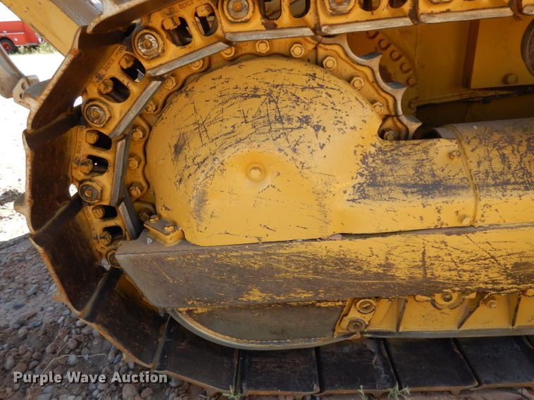 image for item GG9085 1979 Komatsu D65E-6 dozer