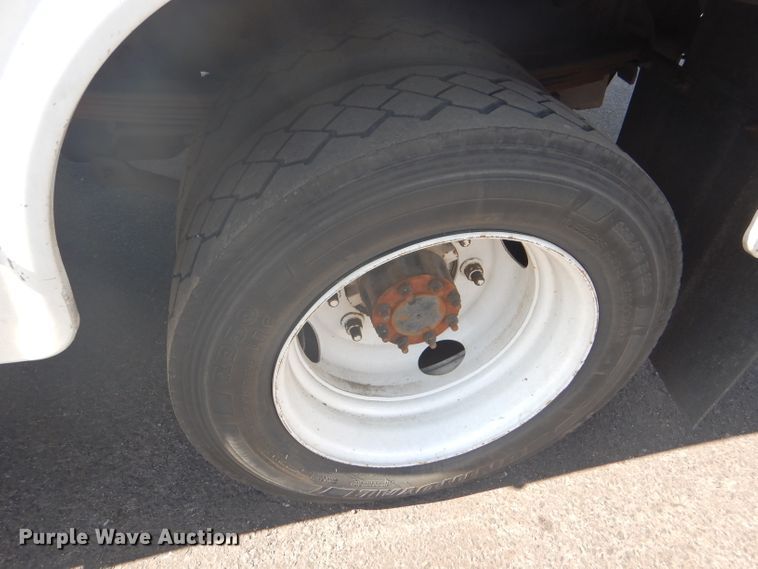 image for item GH9582 2007 GMC C5500 service truck