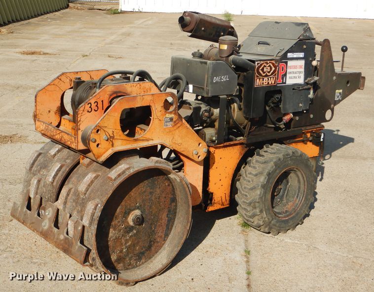 image for item GH9646 1996 MBW SDPT30D vibrator trench compactor