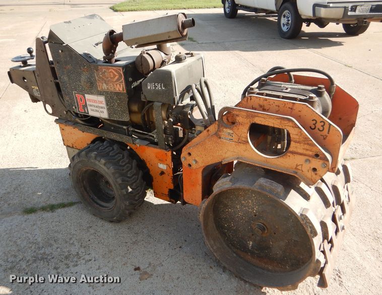 image for item GH9646 1996 MBW SDPT30D vibrator trench compactor