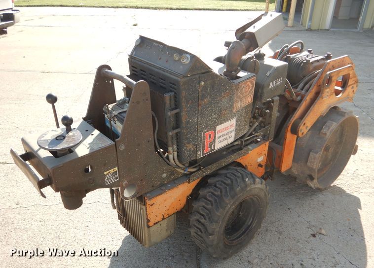 image for item GH9646 1996 MBW SDPT30D vibrator trench compactor