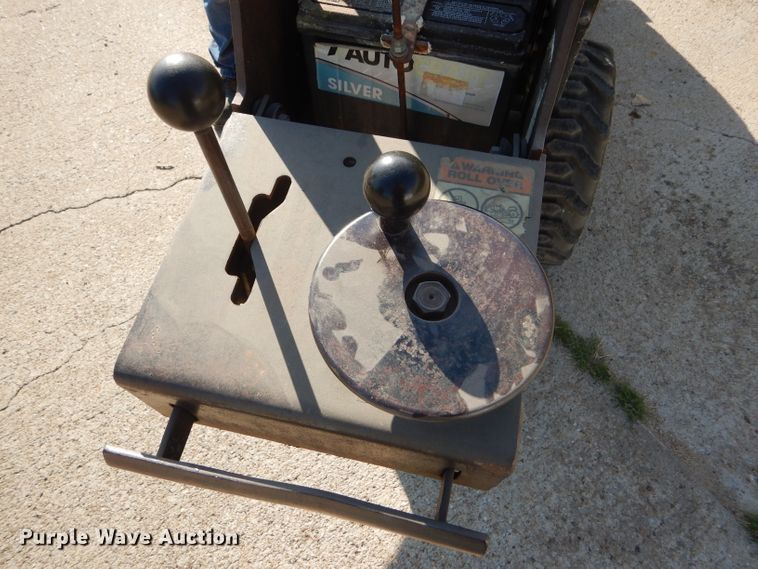 image for item GH9646 1996 MBW SDPT30D vibrator trench compactor