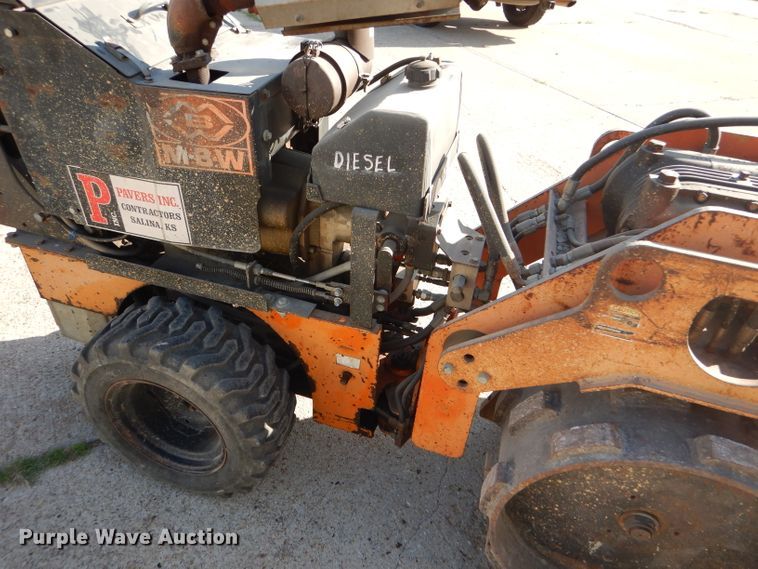 image for item GH9646 1996 MBW SDPT30D vibrator trench compactor