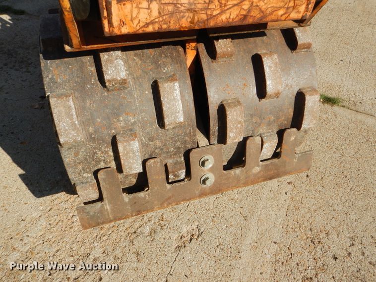 image for item GH9646 1996 MBW SDPT30D vibrator trench compactor