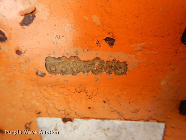 image for item GH9646 1996 MBW SDPT30D vibrator trench compactor