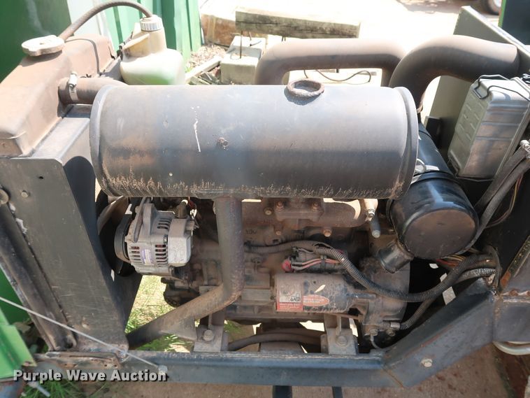 image for item DG4148 1998 John Deere 3365 reel mower