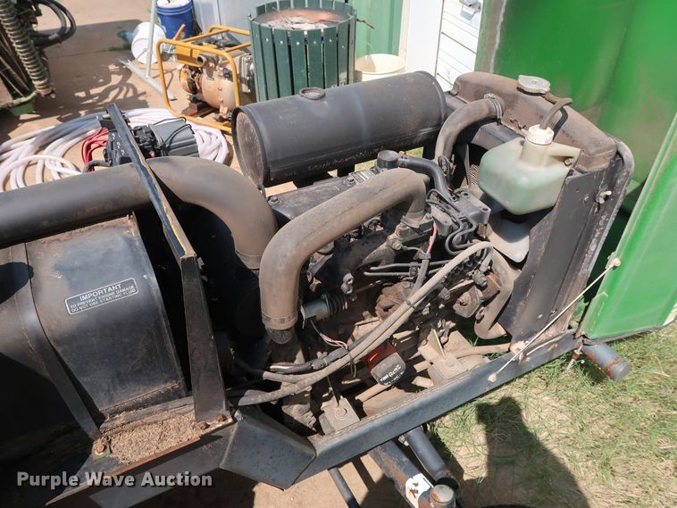 image for item DG4148 1998 John Deere 3365 reel mower