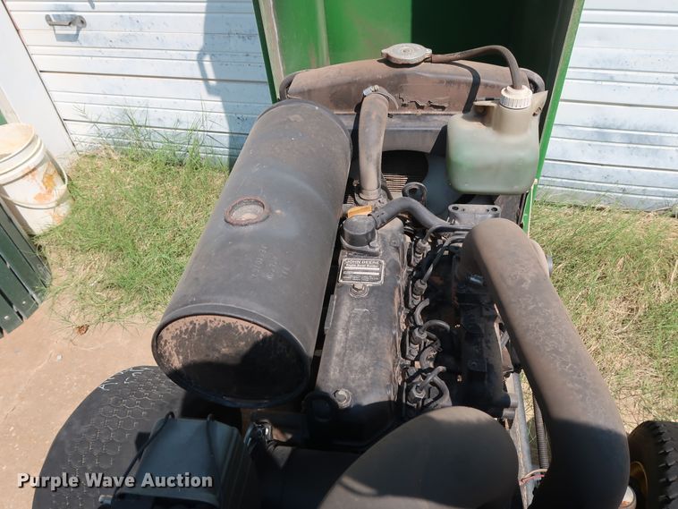 image for item DG4148 1998 John Deere 3365 reel mower