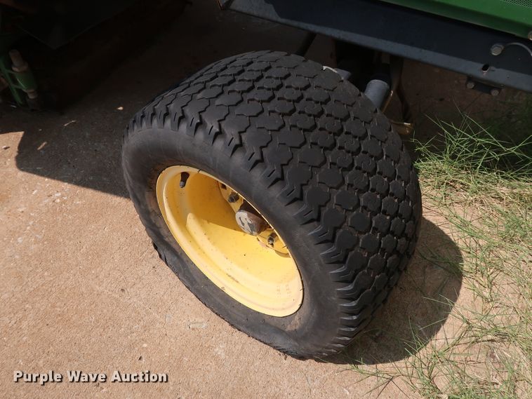 image for item DG4148 1998 John Deere 3365 reel mower