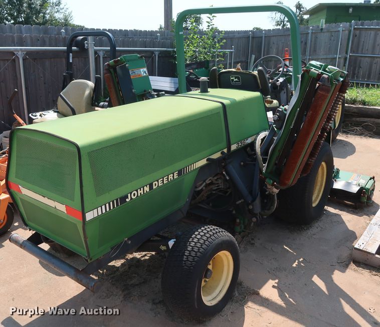 image for item DG4149 1998 John Deere 3365 reel mower