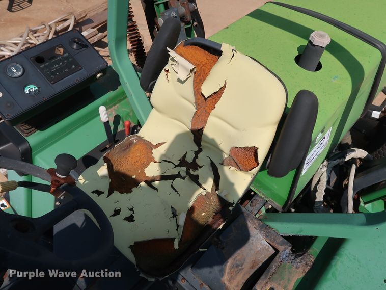 image for item DG4149 1998 John Deere 3365 reel mower