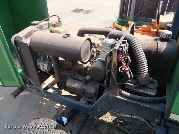 image for item DG4149 1998 John Deere 3365 reel mower