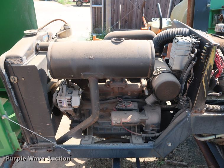 image for item DG4149 1998 John Deere 3365 reel mower