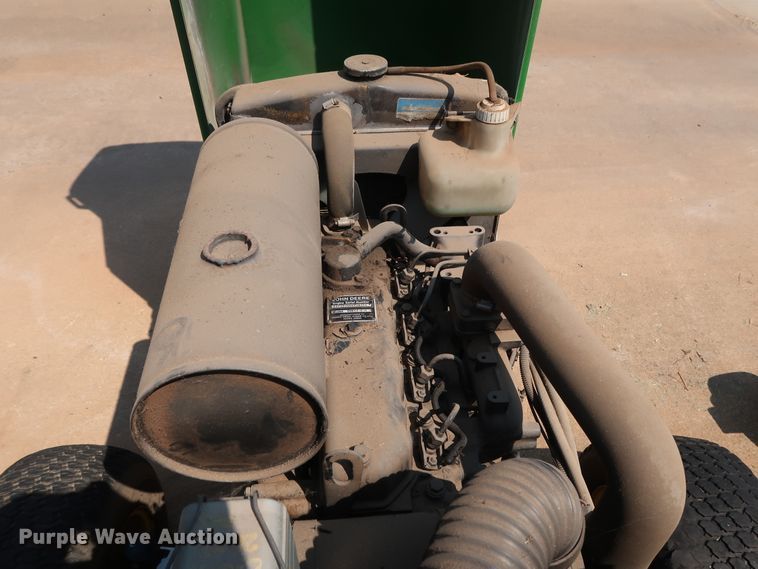 image for item DG4149 1998 John Deere 3365 reel mower