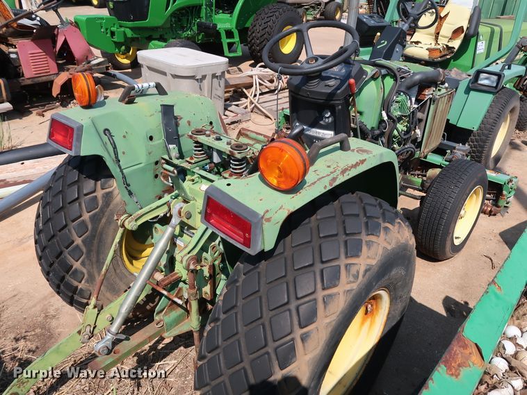 image for item DG4150 John Deere 770 tractor