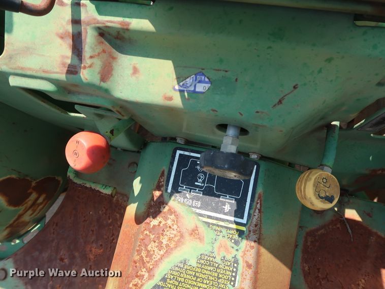 image for item DG4150 John Deere 770 tractor