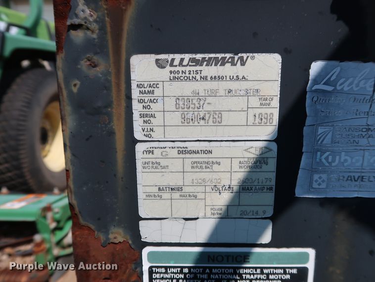 image for item DG4151 1998 Cushman Turf Truckster utility vehicle