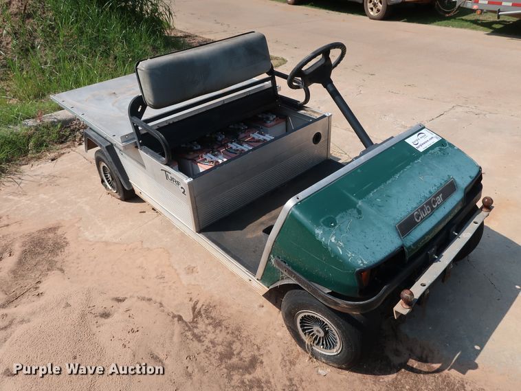 image for item DG4152 2008 Club Car Turf Carryall 2
